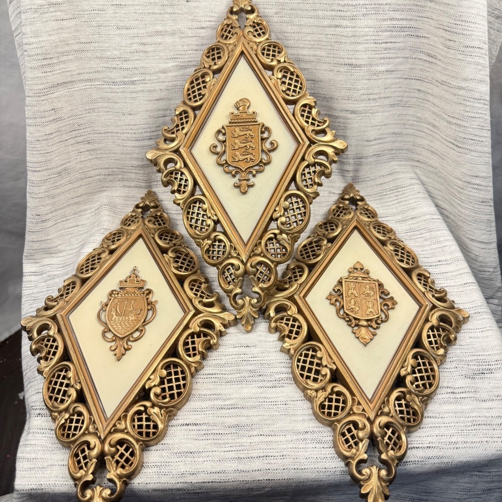 Vintage Mid Century Syroco Plastic Wall Hangings Hollywood Regency Coats of Arms